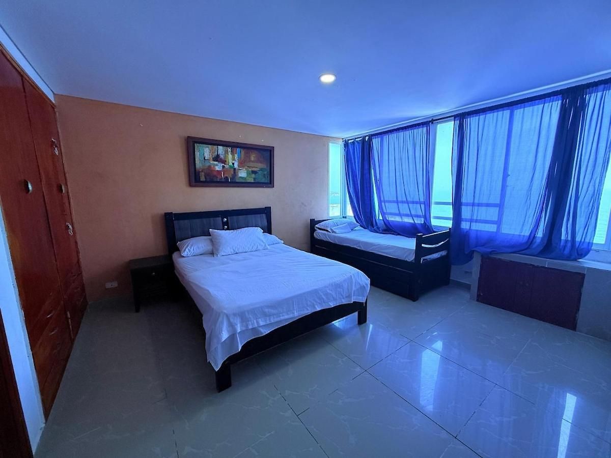 Vista Al Mar-1hab-piscina-2 Min Playa-c Historico Apartamento Cartagena